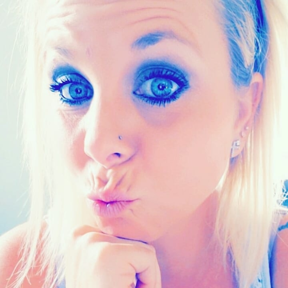 Meet your Posher, Natalie